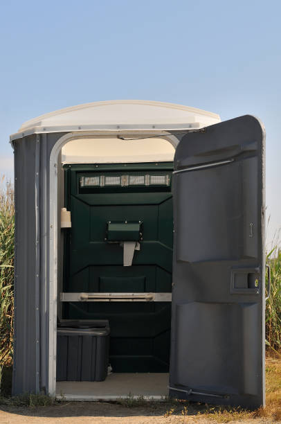 Best Portable toilet rental cost  in Tawas City, MI